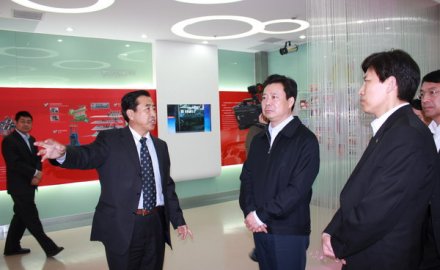 山东省委常委、青岛市委书记李群来8868登录入口调研